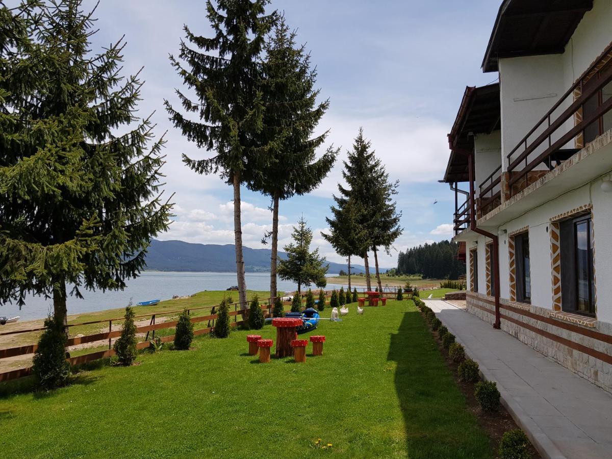 Ваканционно Селище Ива Sarnitsa Exterior photo